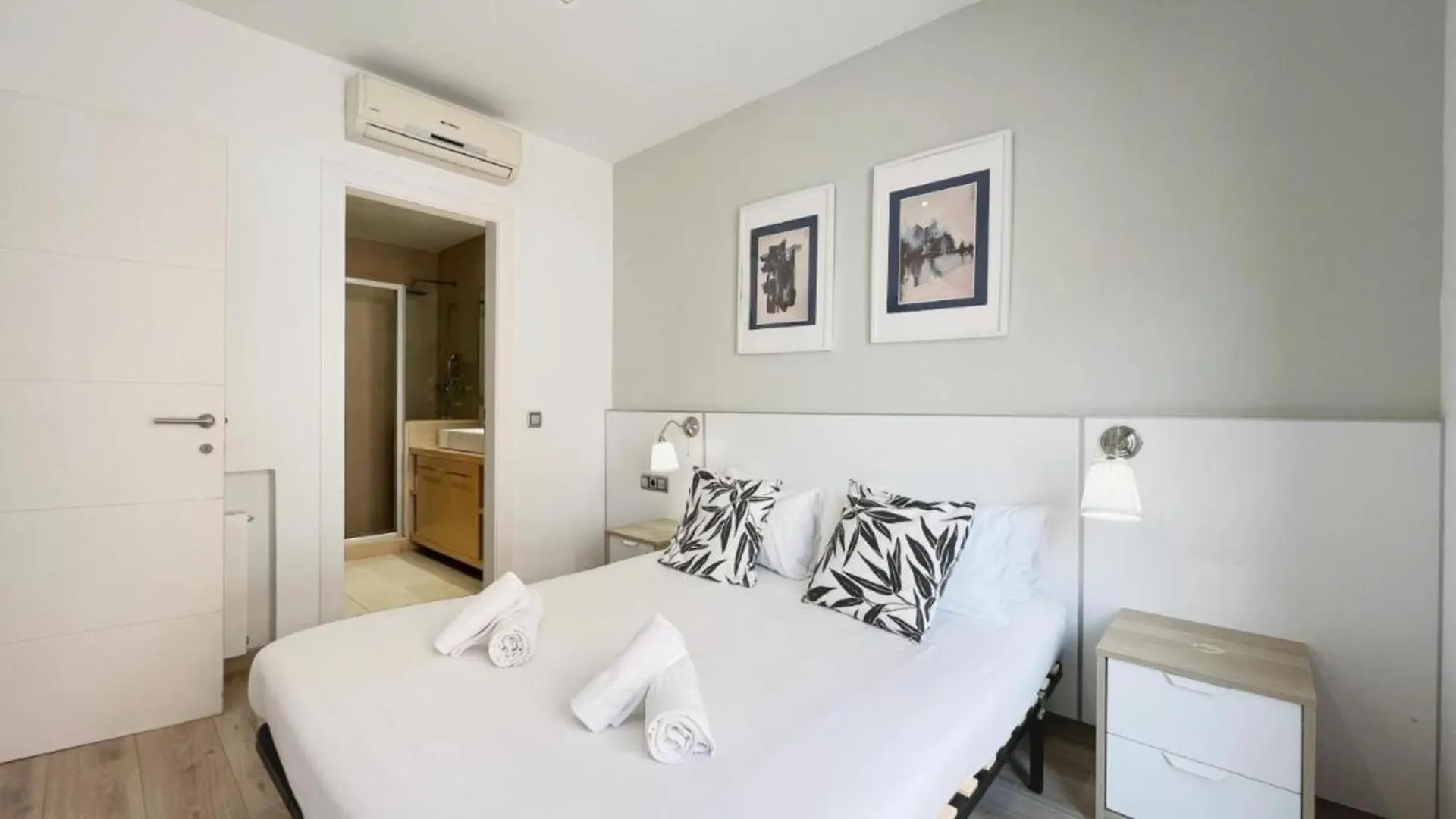 דירות ברצלונה Penthouse With Amazing Terrace, 9P 3Bd