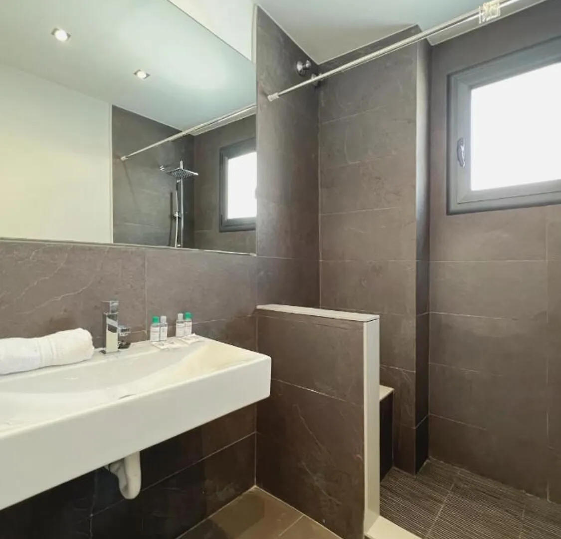 דירות ברצלונה Penthouse With Amazing Terrace, 9P 3Bd ספרד