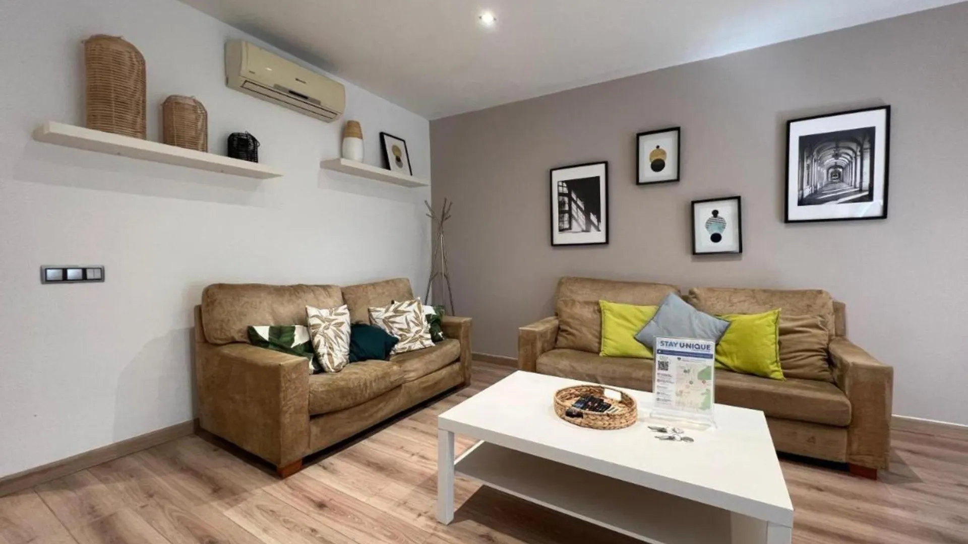 דירות ברצלונה Penthouse With Amazing Terrace, 9P 3Bd